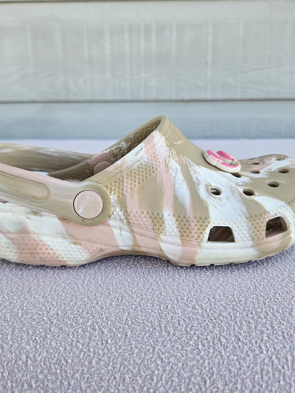 Crocs Classic Marbled Clogs Women 5 Men 3 Slip-On Comfort Waterproof Pink Beige - Picture 3 of 12